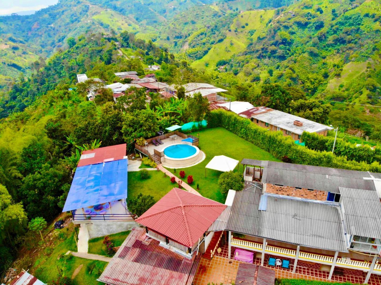 Mountain View Hostel San Peregrino Exteriör bild
